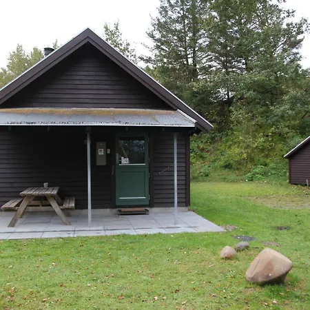 Feriehus I Fjelster Taet V/herning Holiday home *